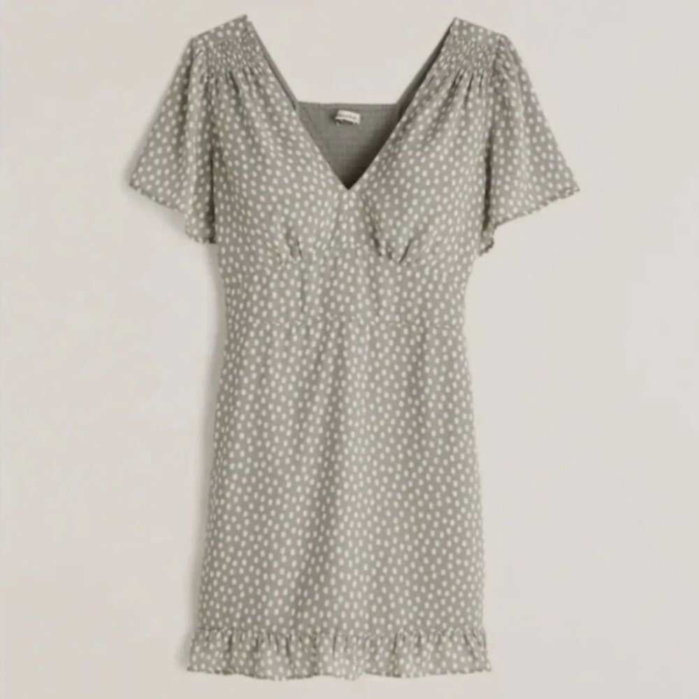 Small Abercrombie & Fitch Flutter Sleeve Mini Dre… - image 1